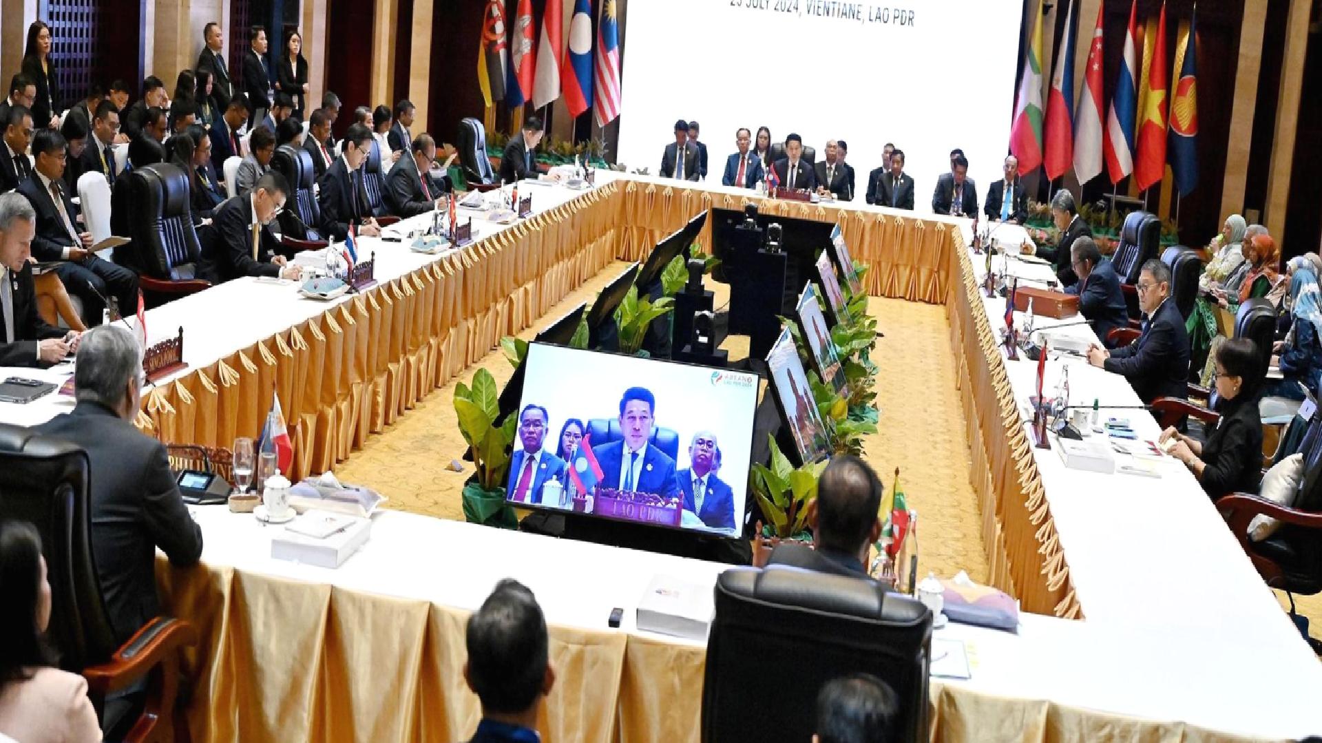 ASEAN ülkelerinin dışişleri bakanları Myanmar’daki durumu görüştü