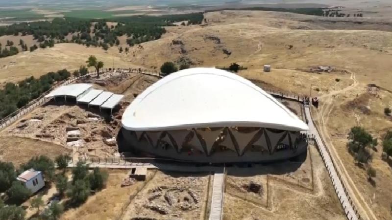 Göbeklitepe Kazı Başkanı Prof. Dr. Karul’dan yapıların üzerine ağaç dikildiği iddialarına ilişkin açıklama