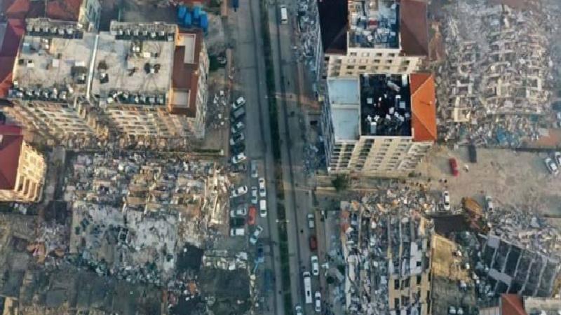 Hatay’daki depremzedeler elektrik kesintileriyle mücadele ediyor