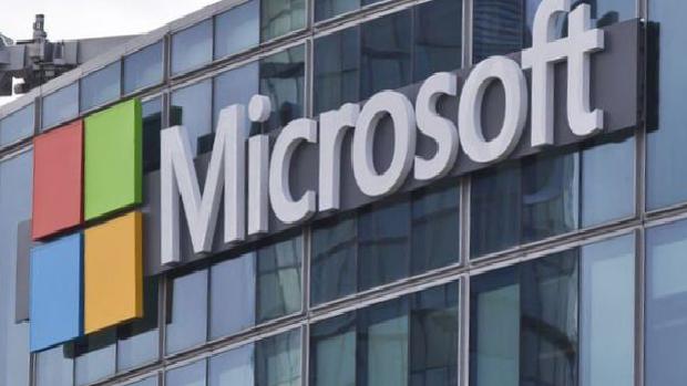 Microsoft’un geliri ve kârı üç aylık dönemde arttı