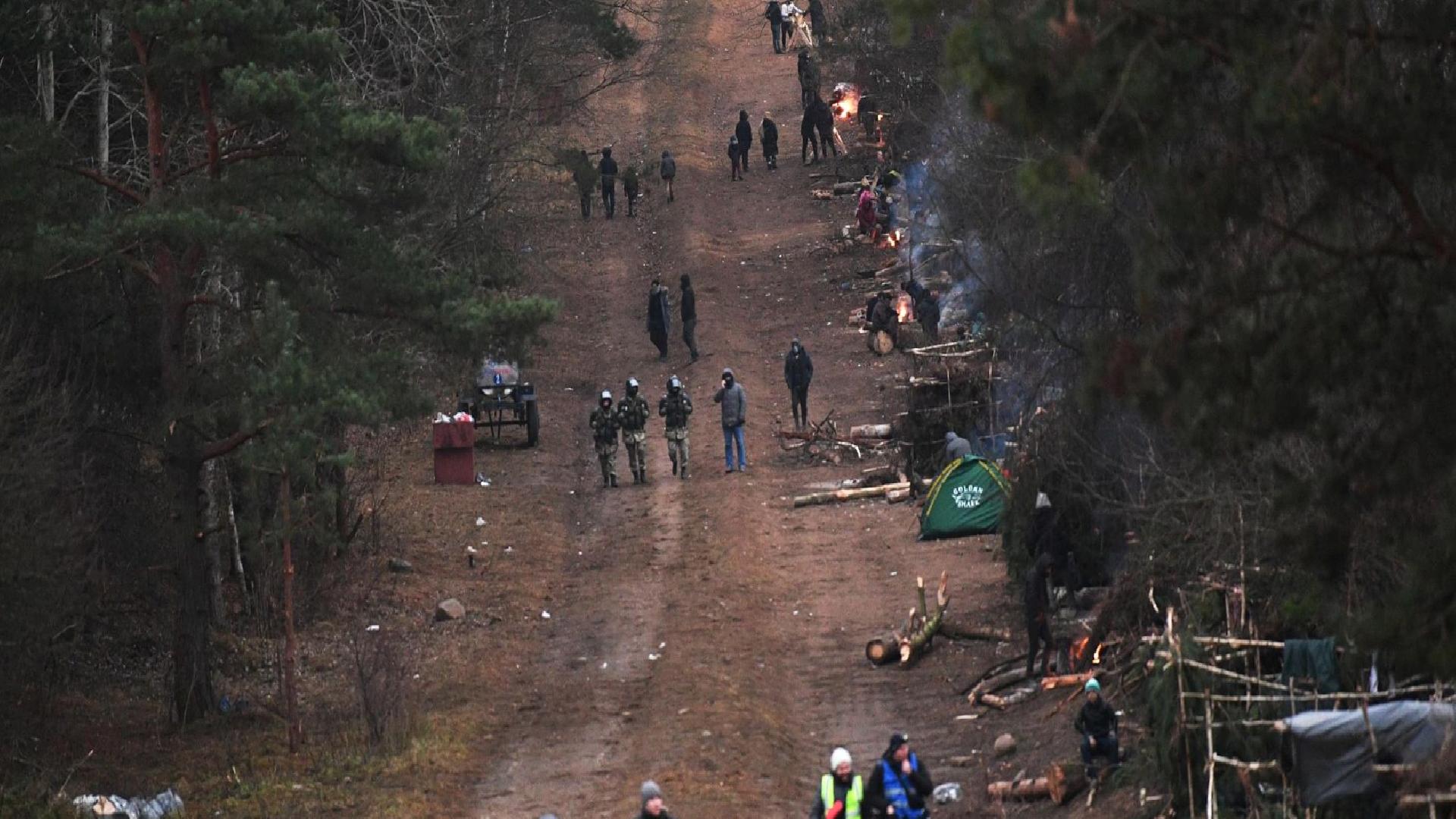 Polonya’dan Belarus sınırında özel operasyon: 17 bin asker katılacak