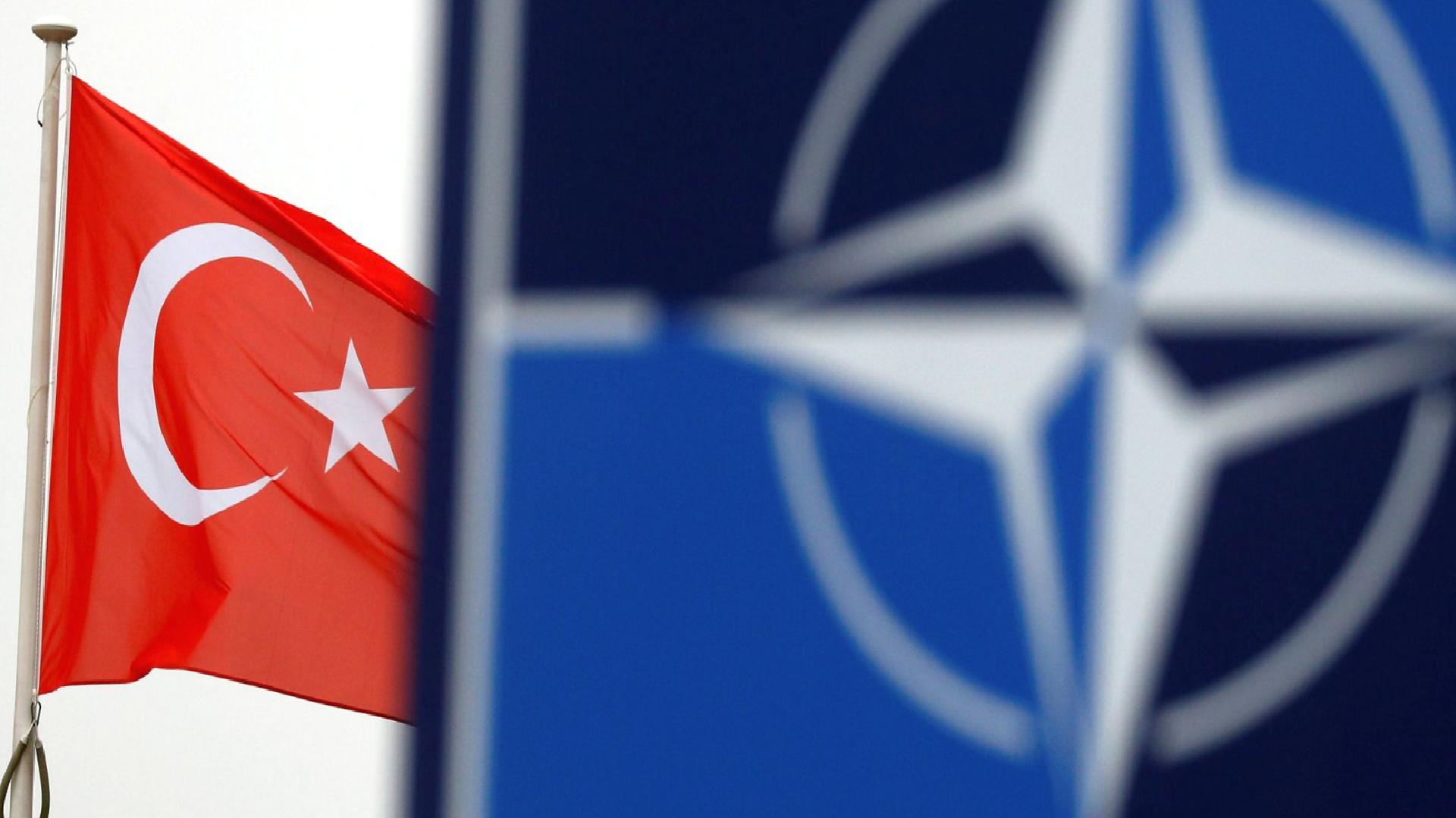 Rus uzman Fenenko: NATO, Türkiye’yi teğet geçerek Karadeniz’de varlığını sağlamak istiyor