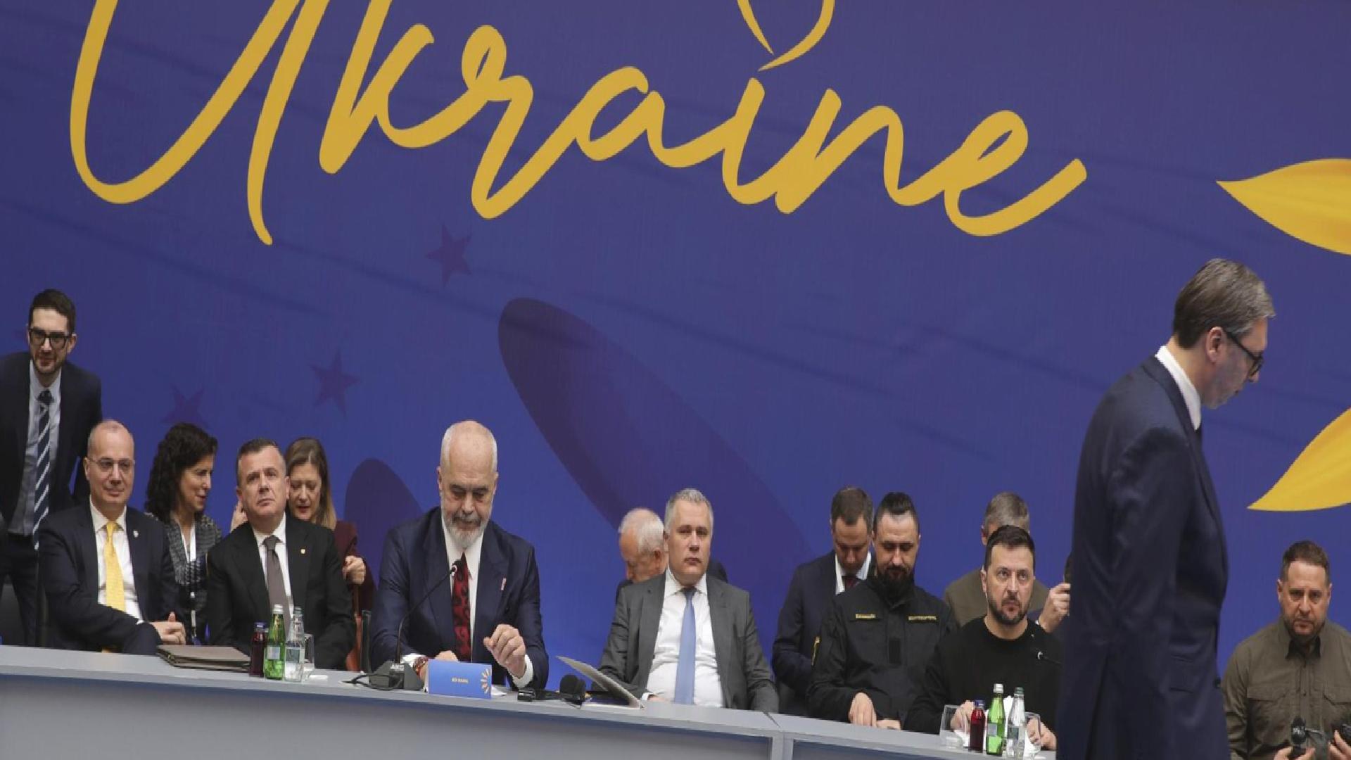 Sırp uzman: Rusya’ya yaptırımları reddeden Belgrad, Kiev ve destekçilerini memnun etmiyor