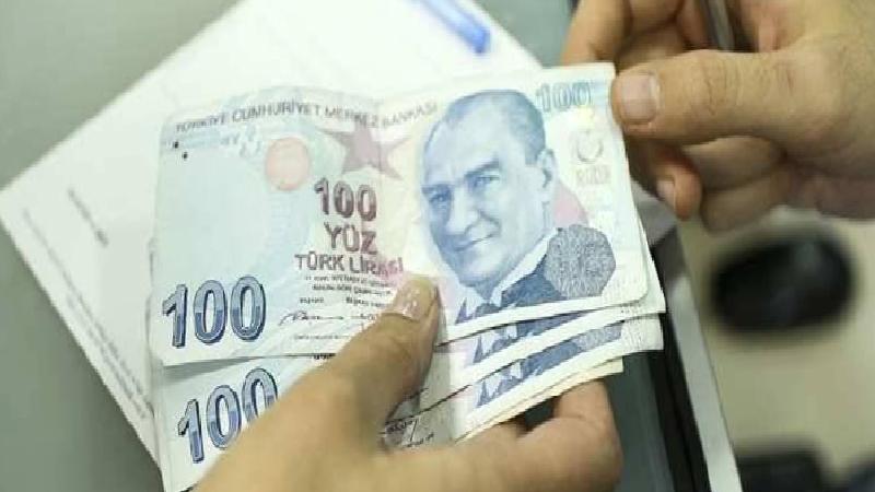 Yaşlı ve engelli aylıkları hesaplara yatırılmaya başlandı