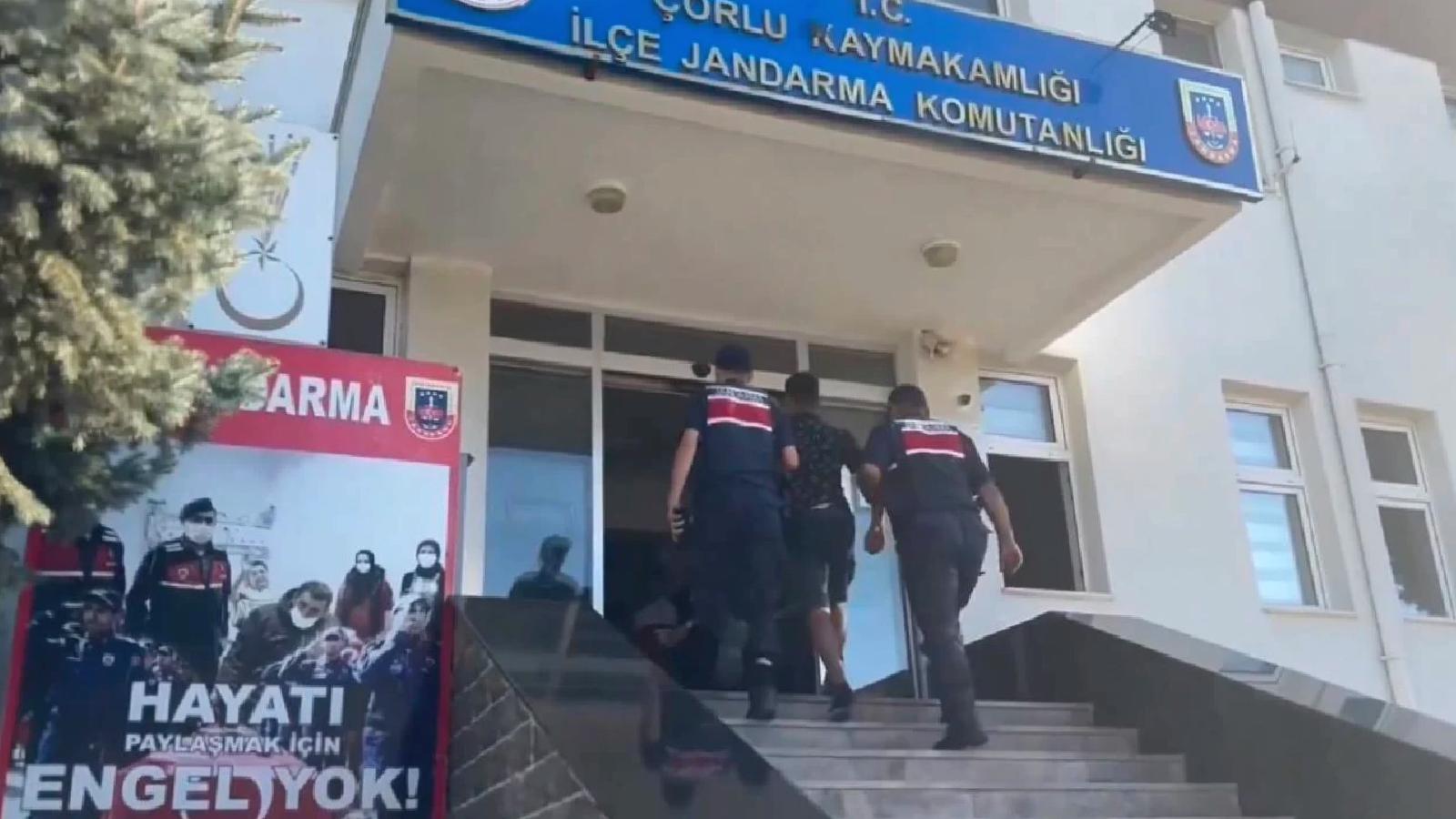 Yerlikaya duyurdu: 81 ilde düzenlenen operasyonlarda 4 bin 517 firari yakalandı