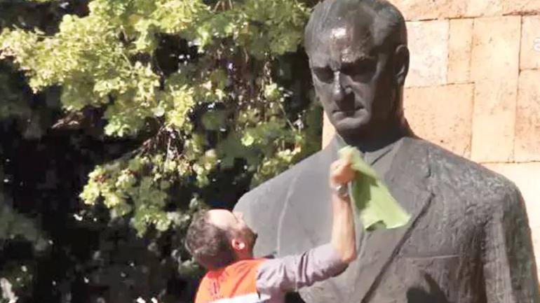 Ahmet Hakan’dan işten çıkarılan belediye çalışanına destek: Buradan Atatürk’e saygısızlık çıkarmak, çok zorlama