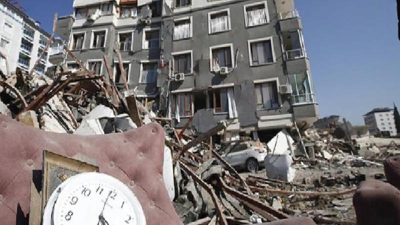 Bakan Işıkhan: Deprem bölgesinde mücbir sebep hali uzatıldı