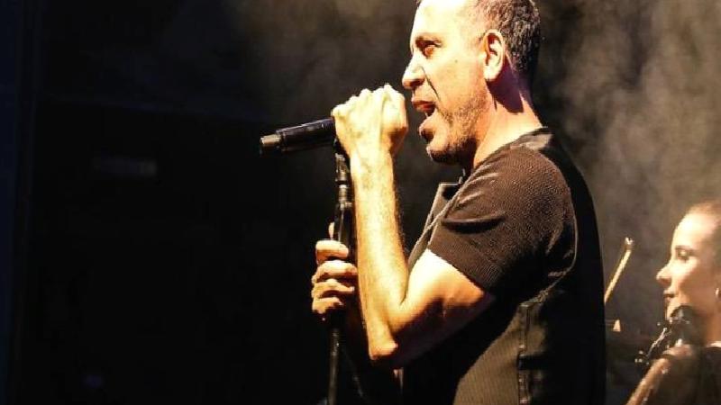 Haluk Levent’in hayatı “komedi” oluyor: ‘Yollarda Vururum Seni’ için hazırlıklar başladı