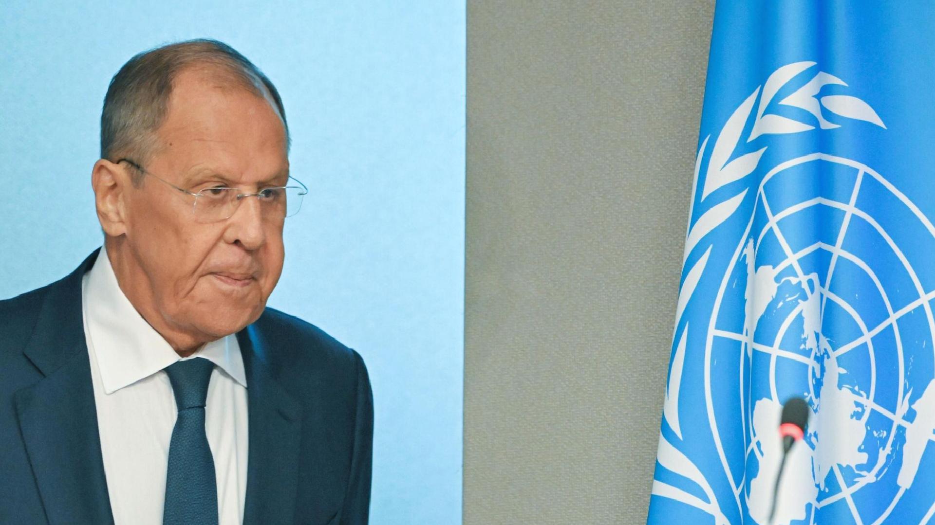 Lavrov: Rusya Lübnan halkıyla dayanışma içinde