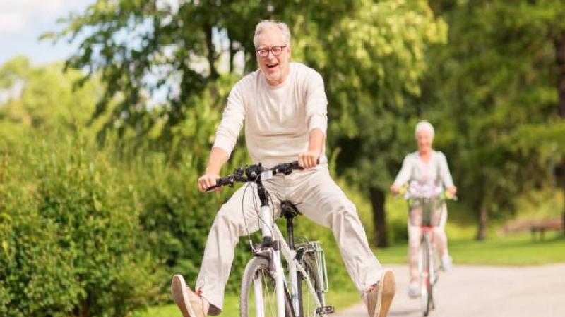 Prof. Dr. Osman Müftüoğlu uyardı: Sağlıklı yaşlanmak için kronik hastalıklarınıza odaklanın
