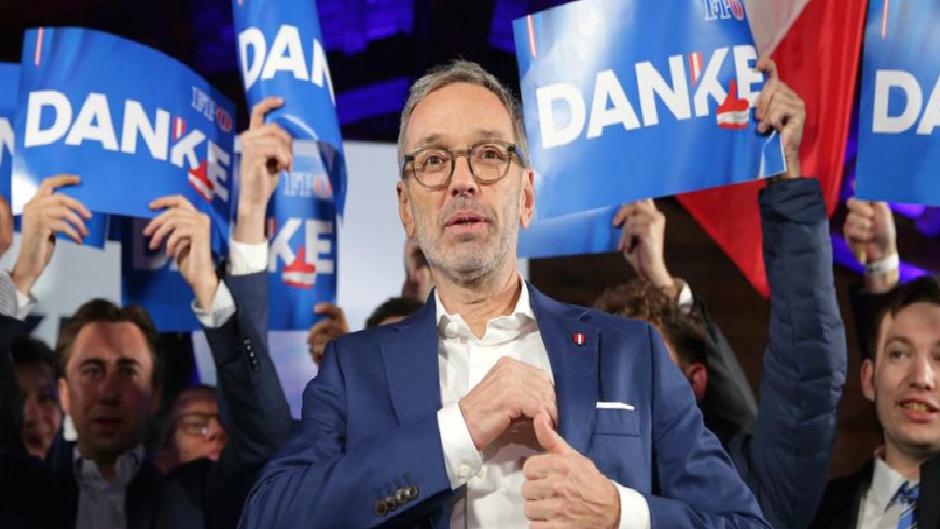 Avusturya’da aşırı sağcı FPÖ’ye oy veren Türkler var mı?
