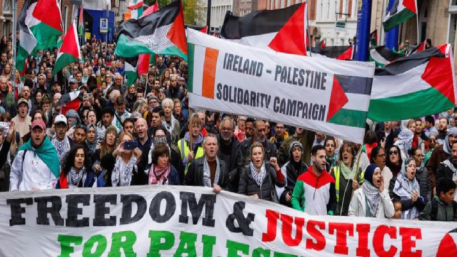 Dünyanın dört bir yanında savaş karşıtı eylemler