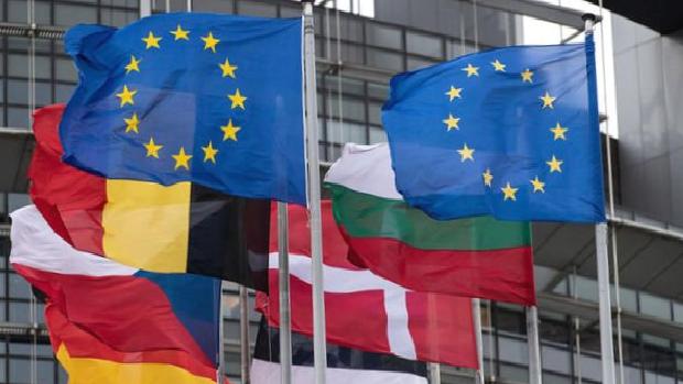 Euro Bölgesi’nde banka kredileri toparlanmaya devam ediyor