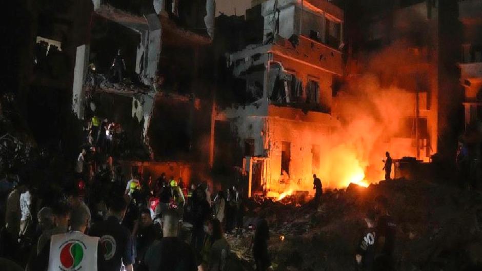 İsrail Beyrut’un merkezini vurdu
