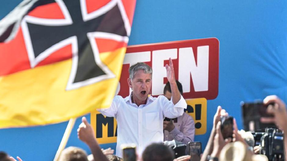 Thüringen istihbaratından aşırı sağcı tehlike uyarısı