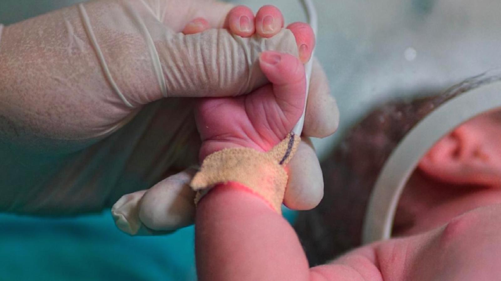 ‘Yenidoğan’ skandalına sahne olan düzen nasıl kuruldu; sağlık sektöründe yaşananlar, sorular, cevaplar