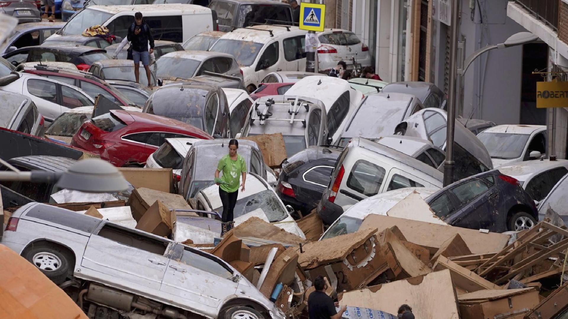 2024’ün afetleri: Yıllık yağış 8 stte yağdı, sıcak hava dalgası doğal felaketler kategorisine girdi