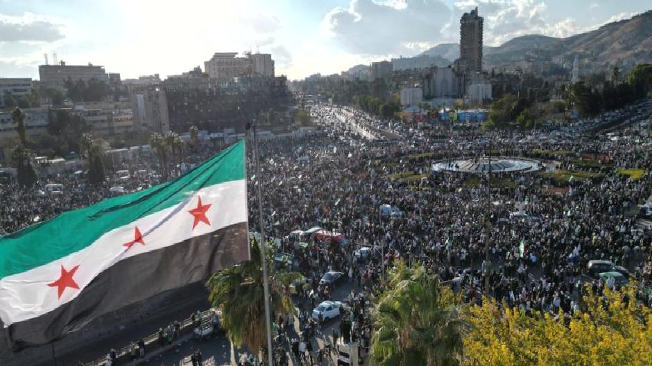 Arap ülkelerinden Suriye’de barışçıl siyasi geçiş çağrısı