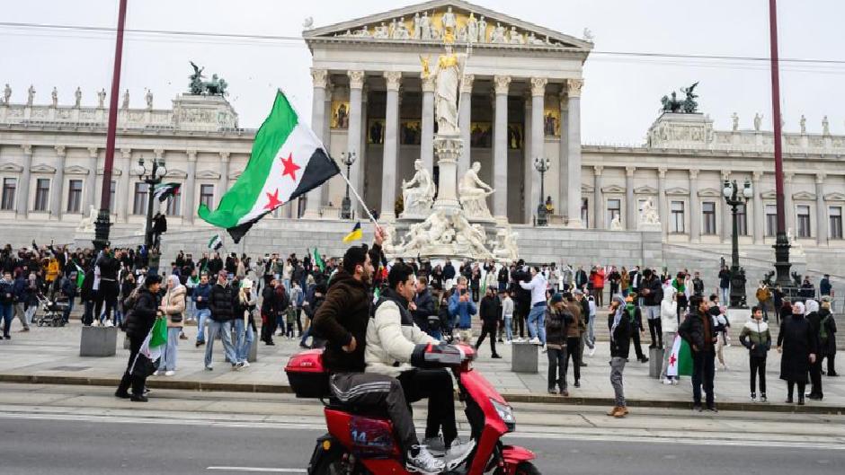 Avrupa’daki Suriyeliler ülkelerine geri mi gönderilecek?