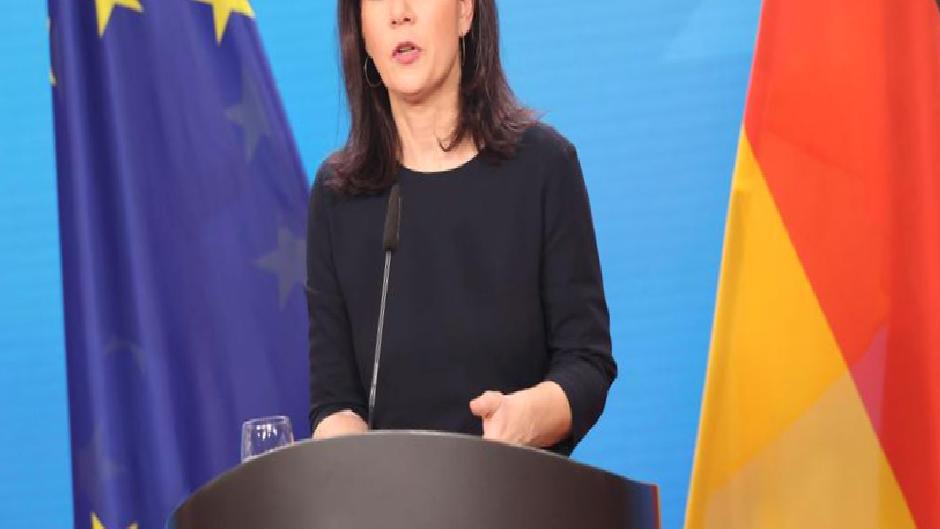 Baerbock’tan Türkiye’ye mesaj: Kürtleri sürece dahil edin