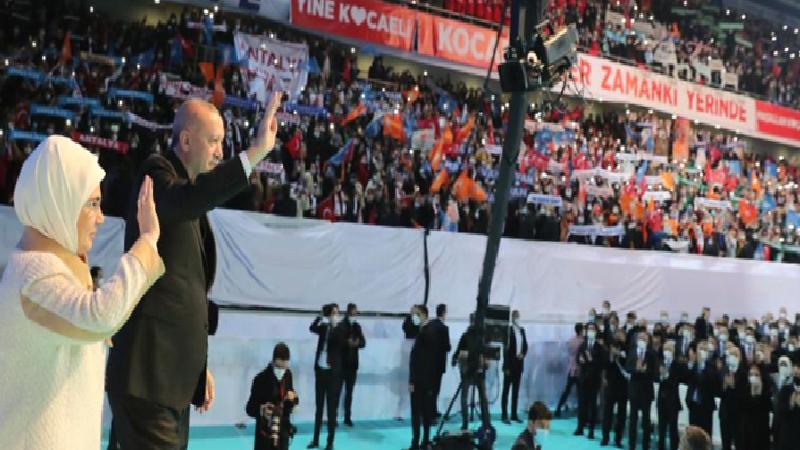 Kulis: AKP’de hesaplar değişti kongreler öne alınıyor