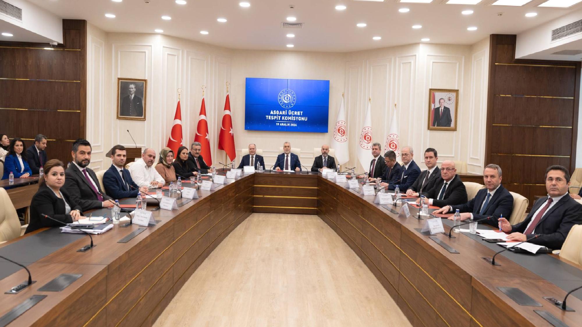 Türk-İş Genel Başkanı Ergün Atalay: Asgari Ücret Tespit Komisyonu’nda konu mankeni gibiydik