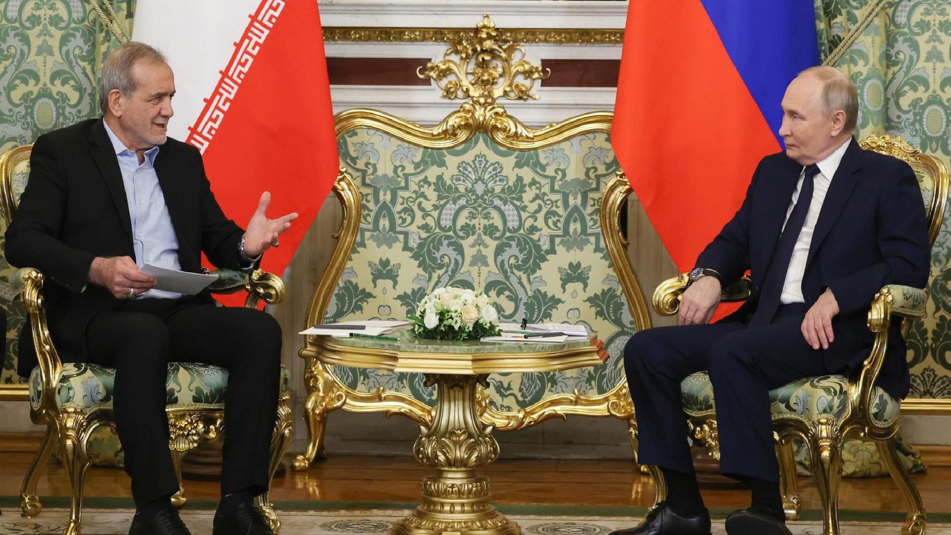 Kremlin’de Pezeşkiyan’la buluşan Putin: Kapsamlı Stratejik Ortaklık Anlaşması işbirliğimizi daha da güçlendirecek