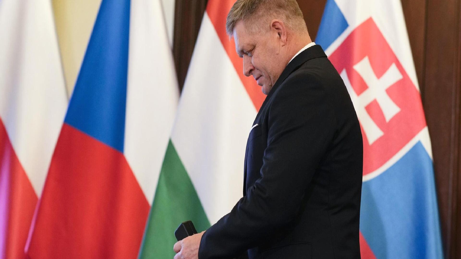 Ukrayna’nın Rus gazı transitini durdurmasına Fico’dan tepki: ‘Üzerinde fillerin tepindiği çimen olmak istemiyoruz’