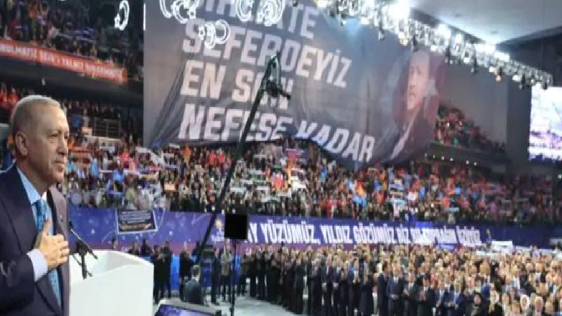 AKP 8. Olağan Kongresi: Teşkilatlardaki değişim parti yönetimi ve kabineye de yansıyacak mı?