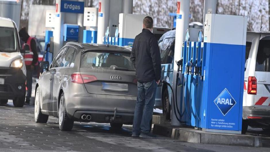 Alman otomotiv sektörü yeni hükümeti bekliyor