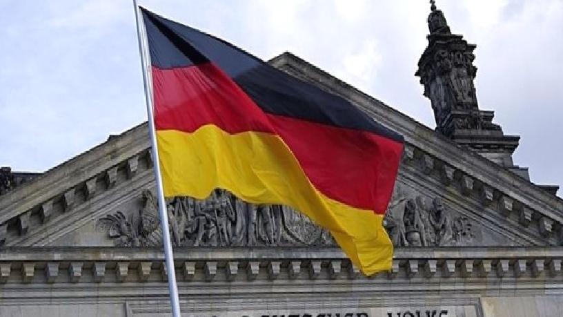 Almanya’da milyarlarca euroluk kredi paketine onay