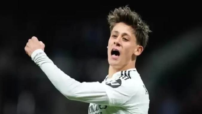 Arda Güler’den Rangers- Fenerbahçe maçı paylaşımı