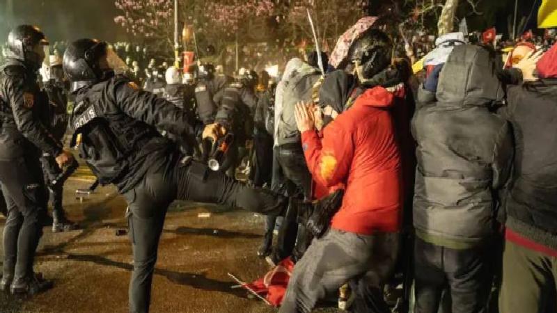 Av. Kavak: Gözlarındaki gençlerin içlerinde darp izi olmayan hiç kimse yok; çoğunun gözü, kulağı patlamış, vücutları yara bere içinde
