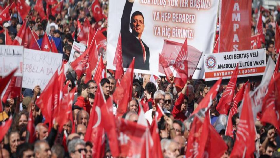 CHP’nin Maltepe mitingi: Yüz binlerce kişi toplandı