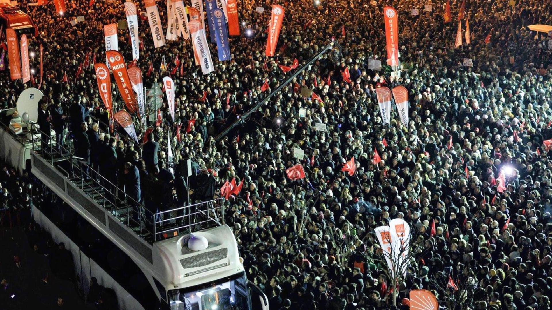 İstanbul Valiliği’nden yeni karar: Saraçhane çevresindeki bazı yollar kapatıldı