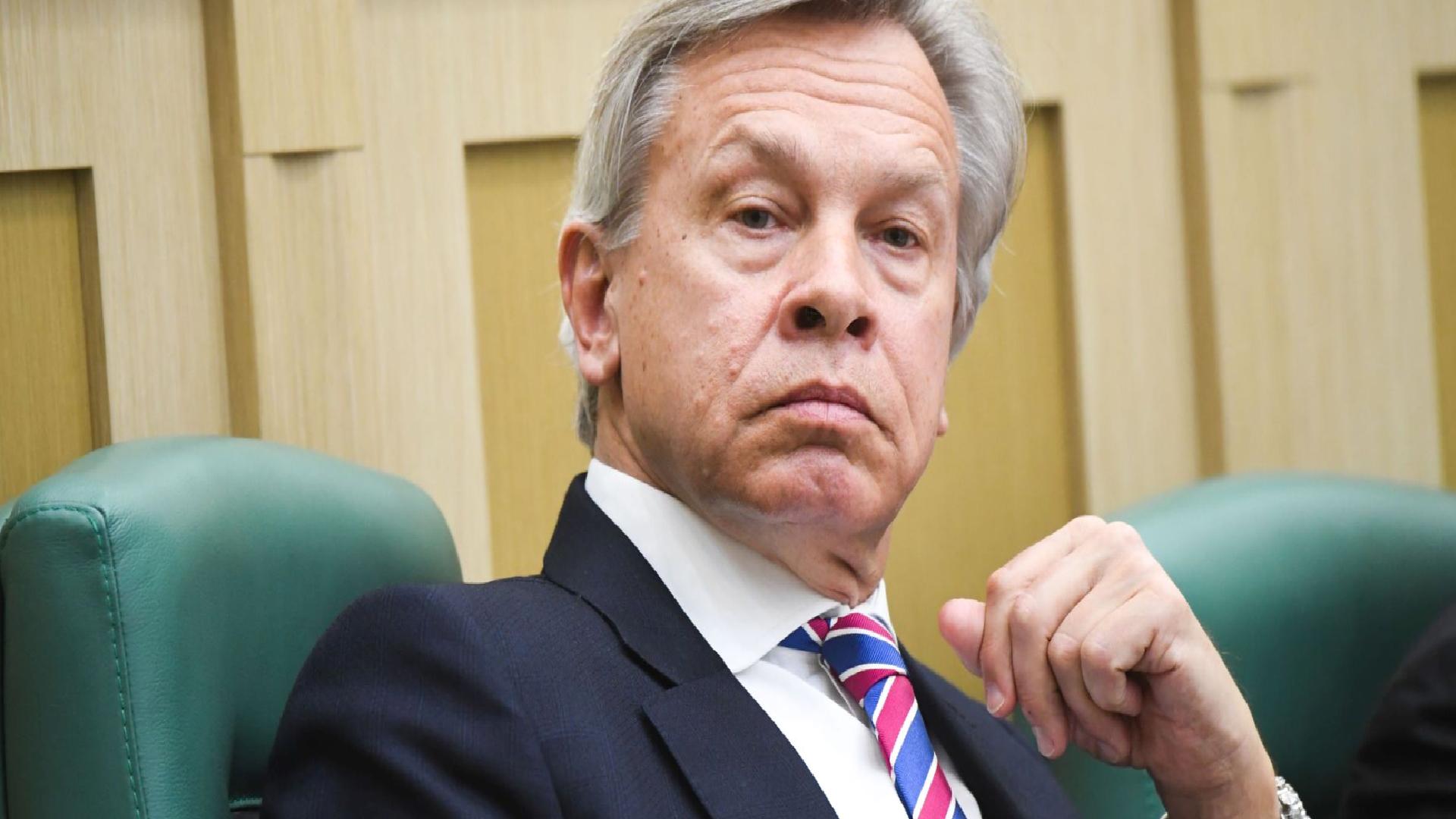 Puşkov: Merz, ABD politikasının arka planında garip bir izlenim bırakıyor