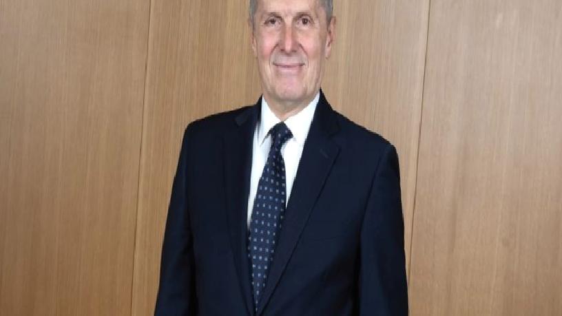 Sabancı’da bayrak değişimi