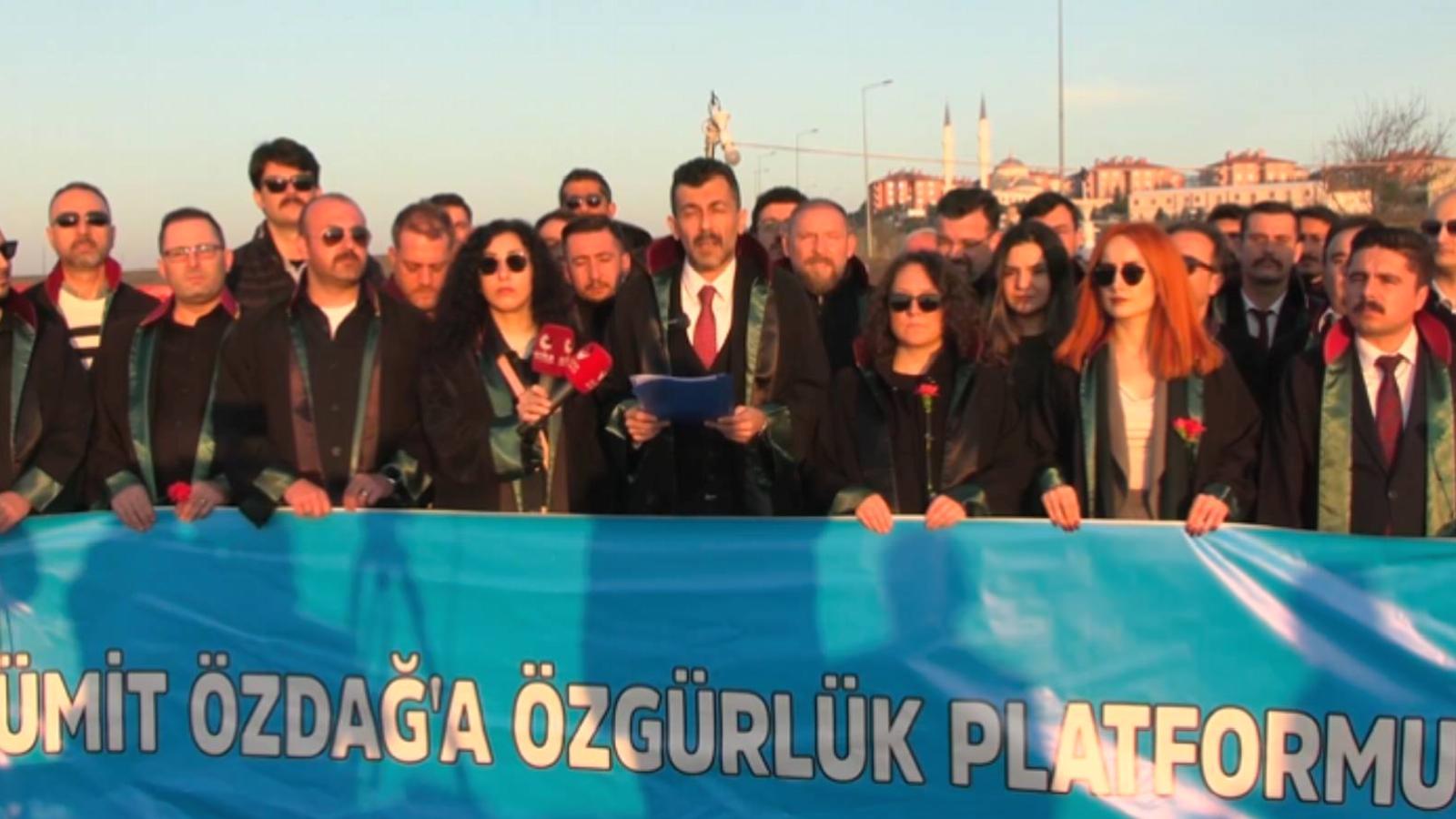 Ümit Özdağ’a Özgürlük Platformu’ndan Avukat Uğur Tarhan: Türk hukukçularını haktan adaletten yana olmaya davet ediyoruz