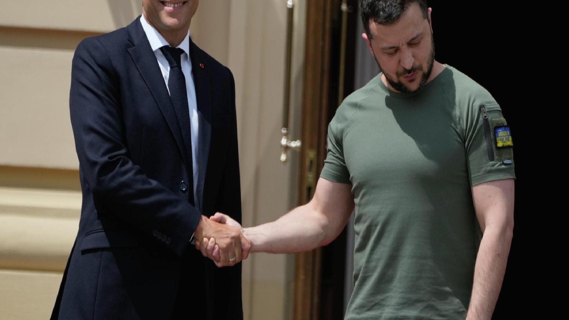 Zelenskiy: Macron ile Mirage savaş uçaklarının sayısını artırma konusunda anlaştık