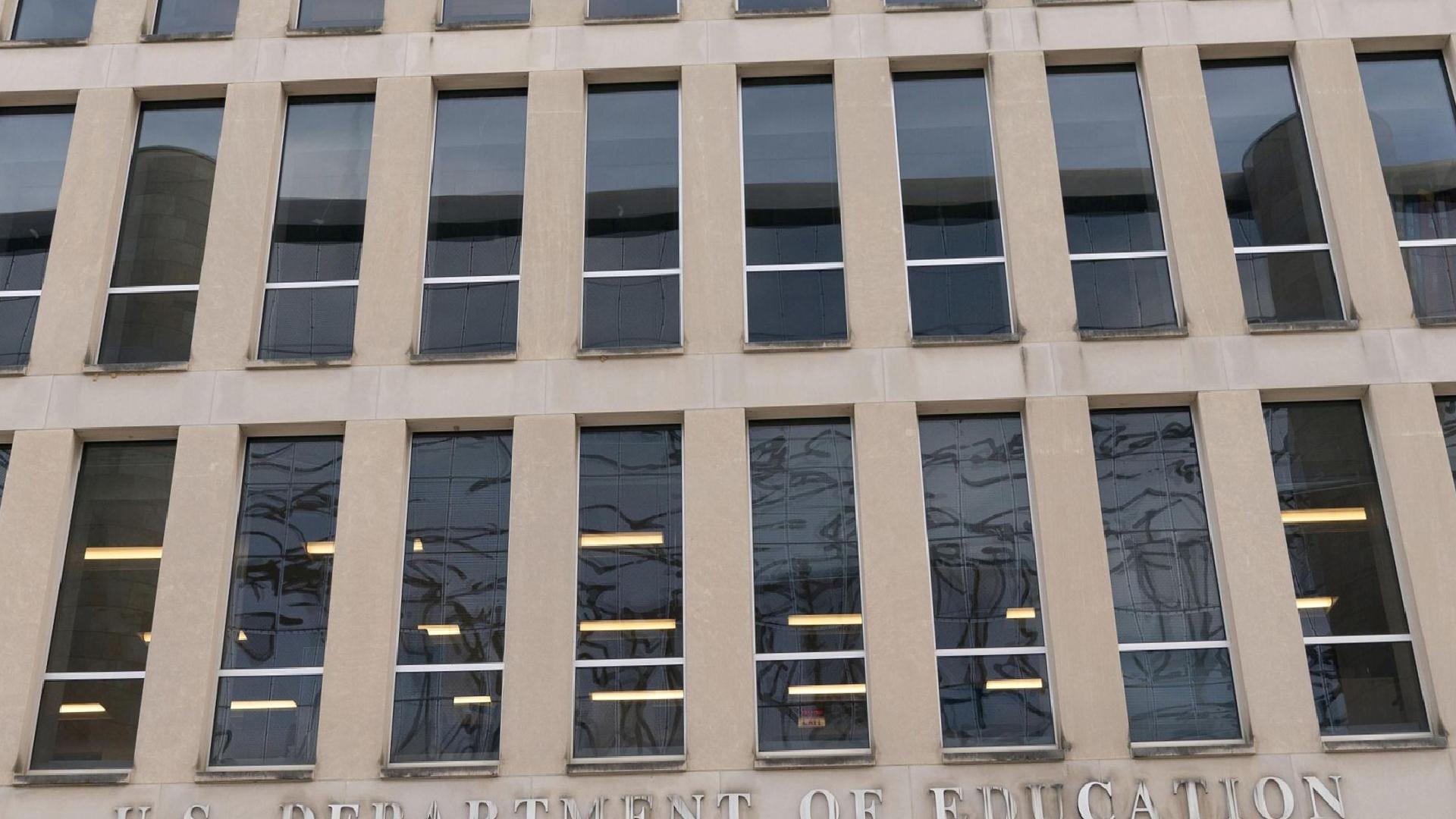ABD Yüksek Mahkemesi’nden tartışmalı karar: Öğretmen eğitimi için ayrılan 65 milyon dolarlık ödenek askıya alındı