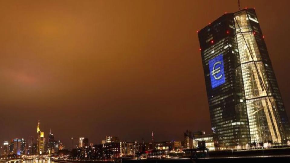 AMB Haziran’da da faizi düşürmeye hazırlanıyor