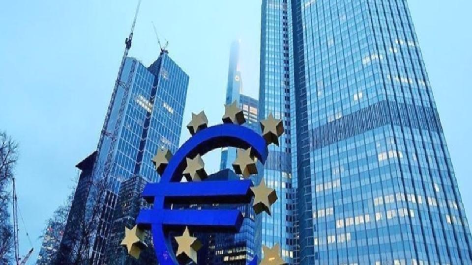 Euro Bölgesi’nde ekonomiye güven azaldı