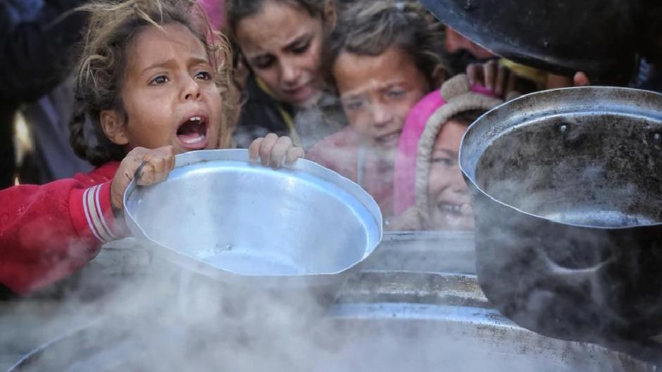 Gazze’de gıda stokları tükendi: Açlık krizi derinleşiyor