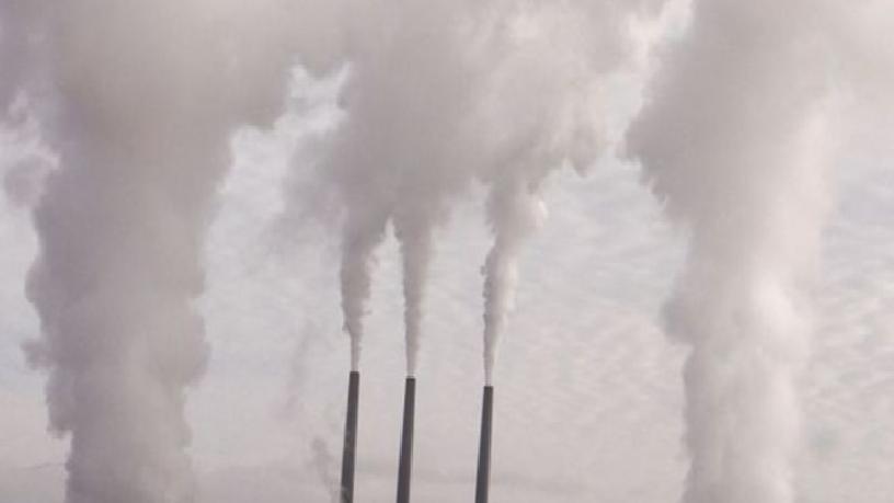 Trump’tan kömürle çalışan 66 santrale hava kirliliği kurallarından muafiyet