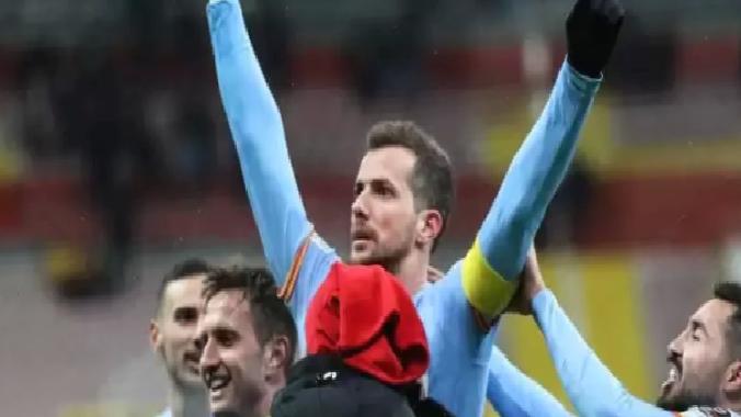 Uğur Demirok’tan Galatasaray ve Trabzonspor itirafı: “Keşke…”