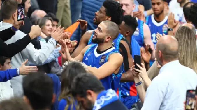 (Yazılı Özet) Anadolu Efes – Tofaş Maç Sonucu: 97-72