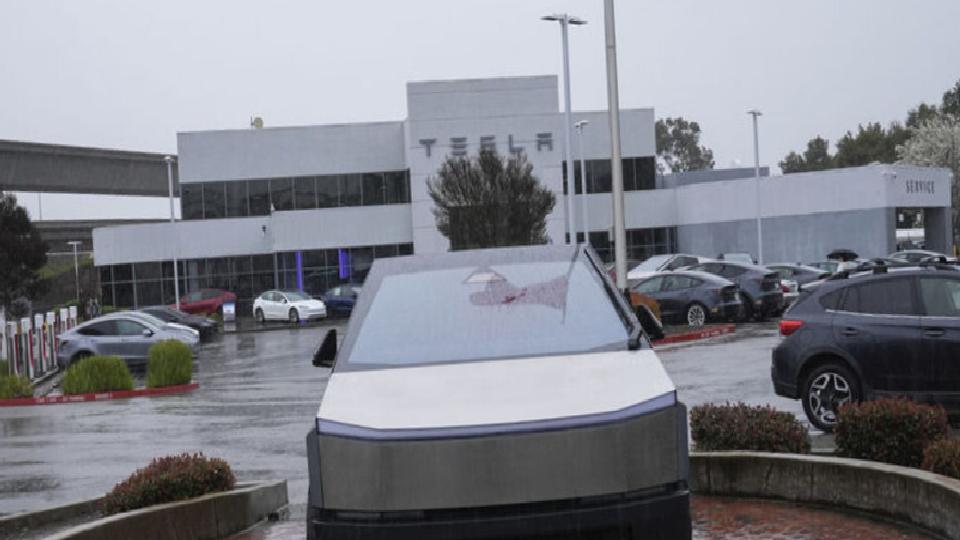 2. el Tesla Cybertruck fiyatlarında yüksek değer kaybı yaşanıyor