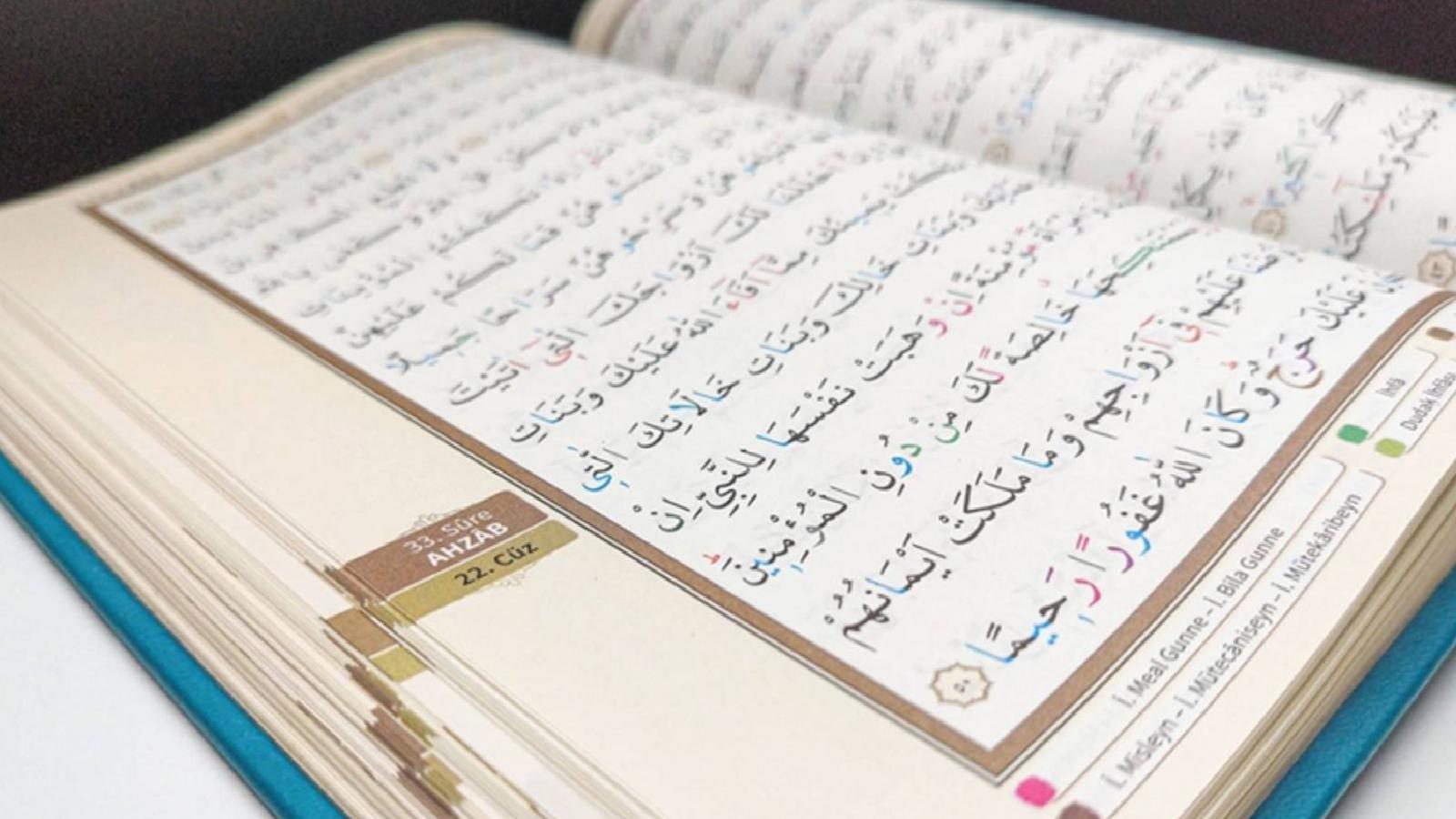 Diyanet’e ‘uygun olmayan eserleri’ imha yetkisi: Meallere sansür mü geliyor?