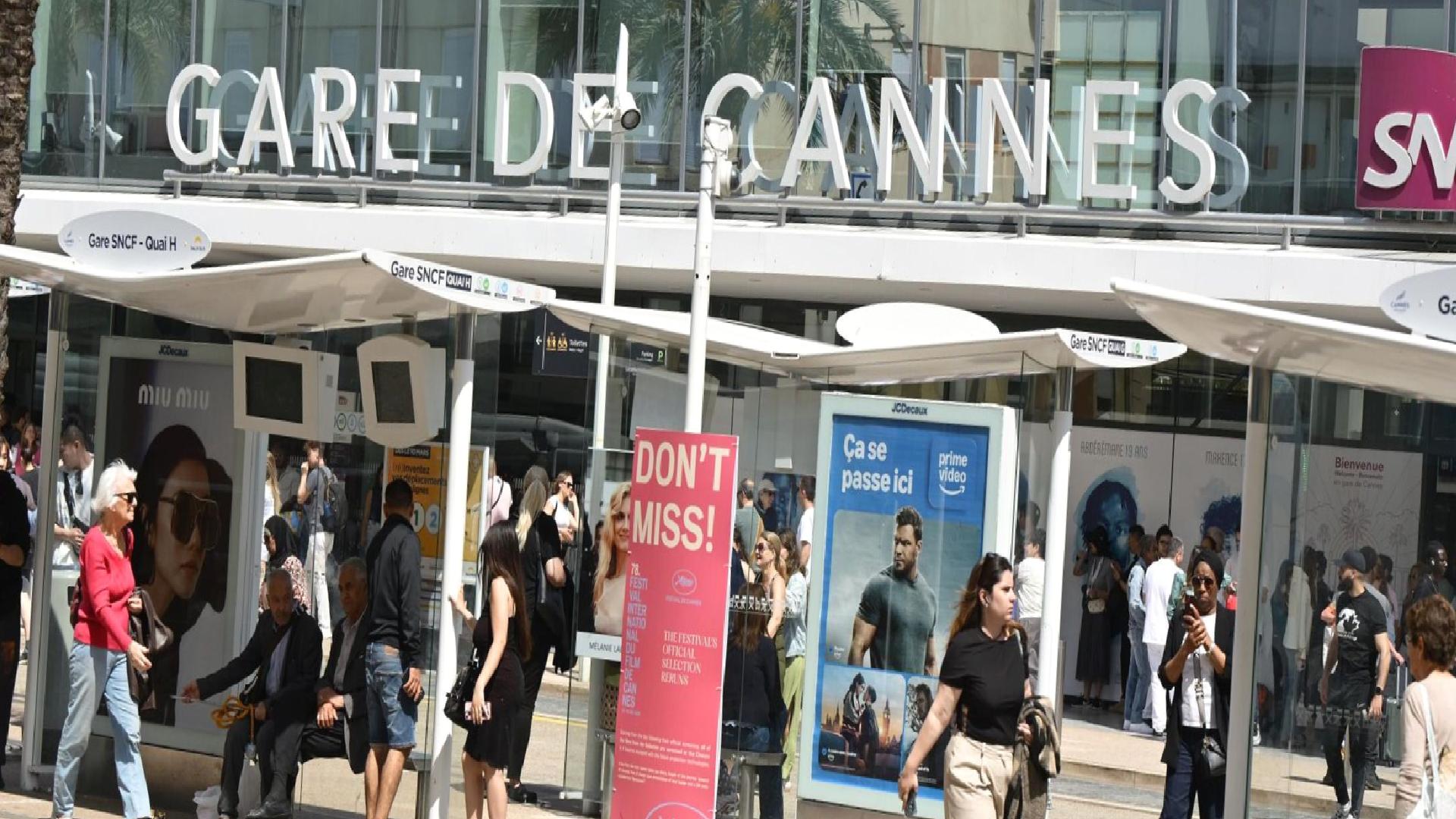 Fransa’da elektrik kesintisi: Cannes Film Festivali’nde film gösterimi yarıda kaldı