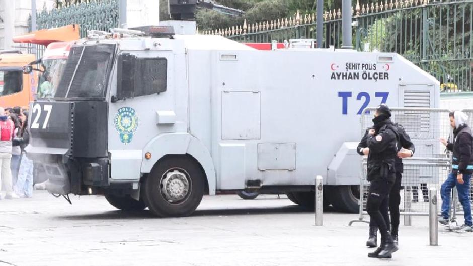 İstanbul’da 1 Mayıs: 200’den fazla kişi gözaltında